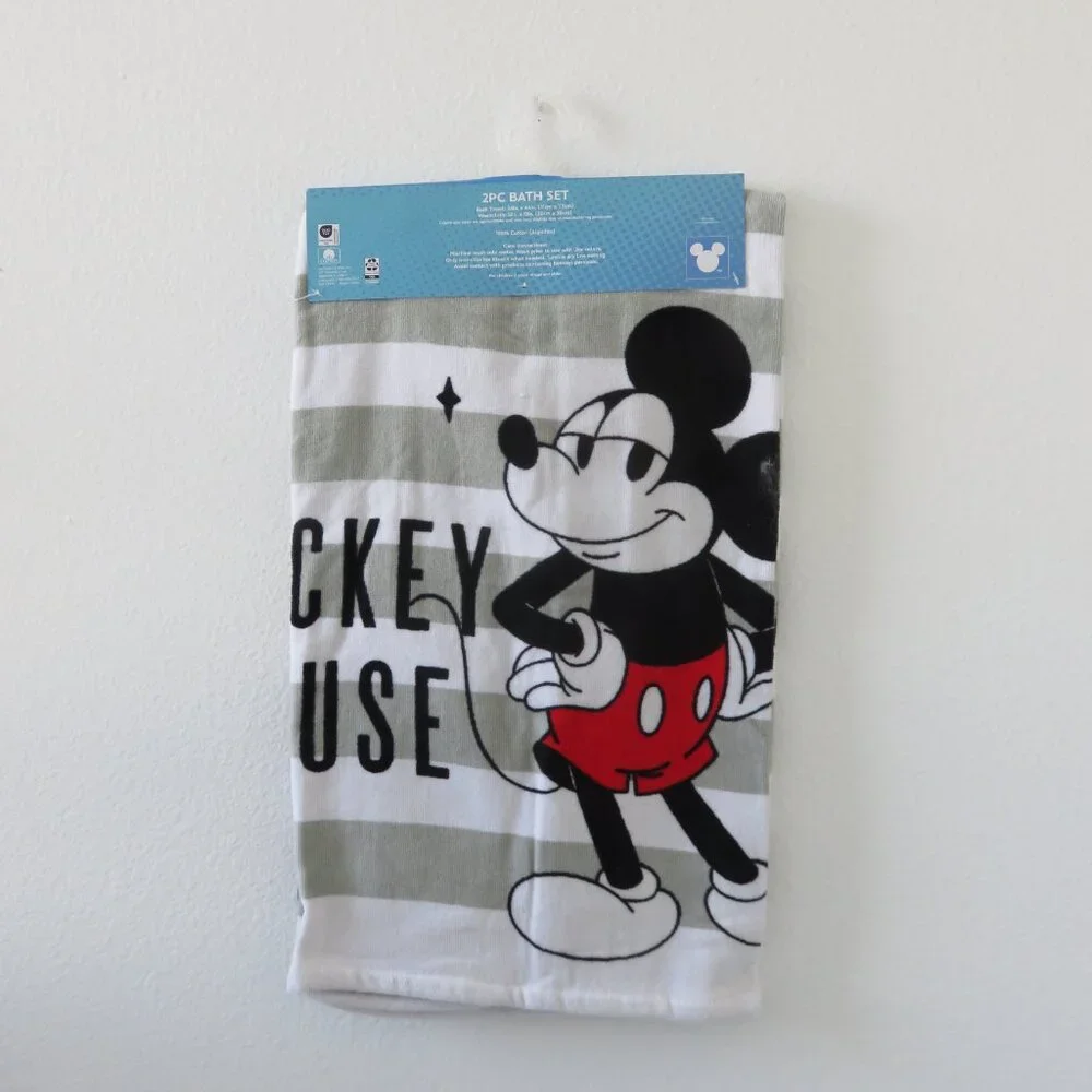 (#102) Disney Mickey and Minnie Mouse Love 2 Piece Bath Set